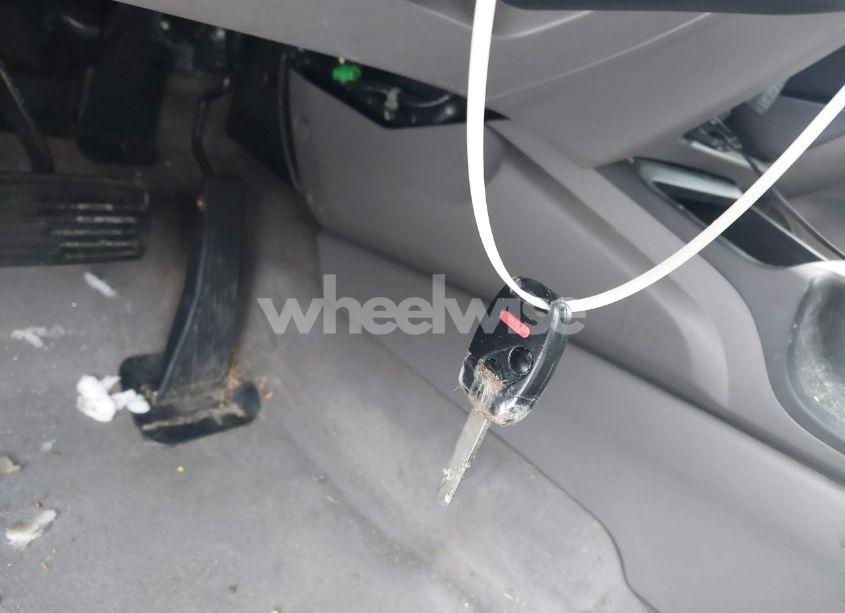 Photo 11 of 2011 Honda Civic LX (VIN 2HGFA1F53BH526347)