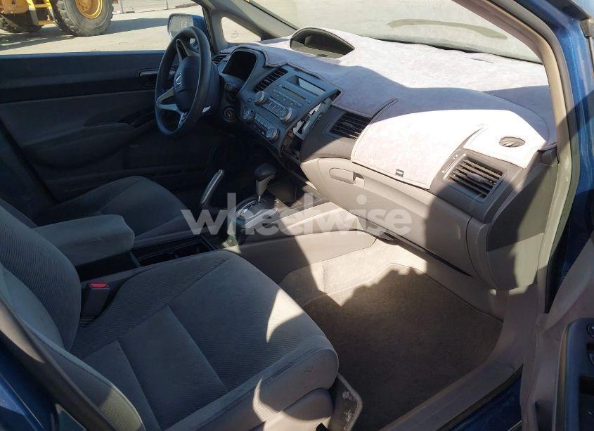 Photo 5 of 2011 Honda Civic LX (VIN 2HGFA1F53BH530009)