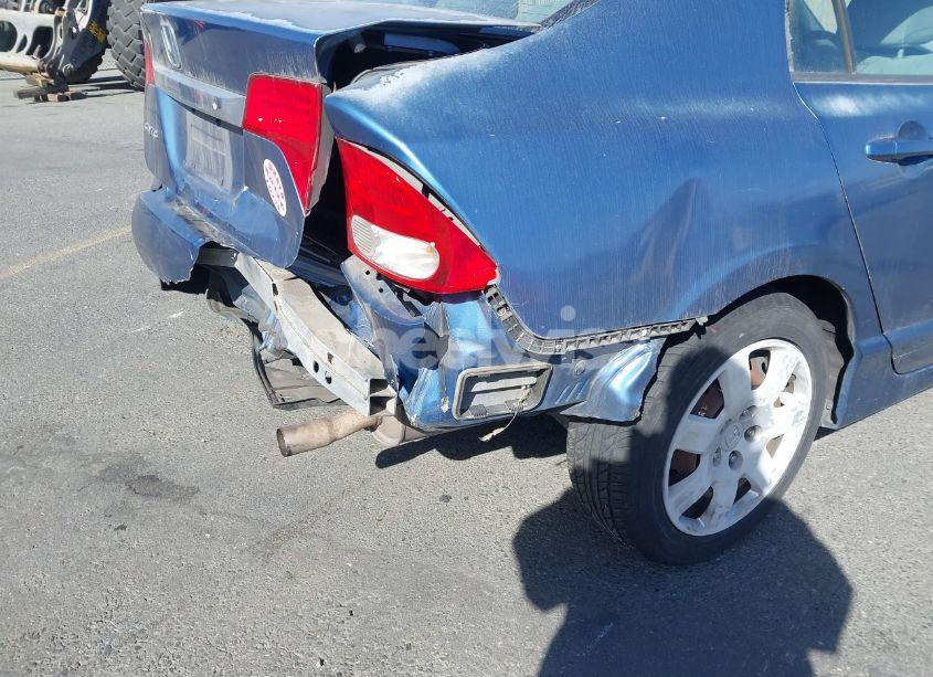 Photo 6 of 2011 Honda Civic LX (VIN 2HGFA1F53BH530009)