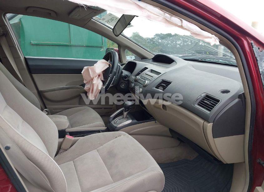 Photo 5 of 2011 Honda Civic LX (VIN 2HGFA1F53BH542113)