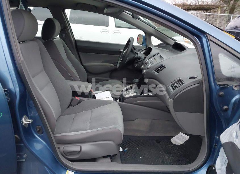 Photo 5 of 2010 Honda Civic LX (VIN 2HGFA1F54AH304298)