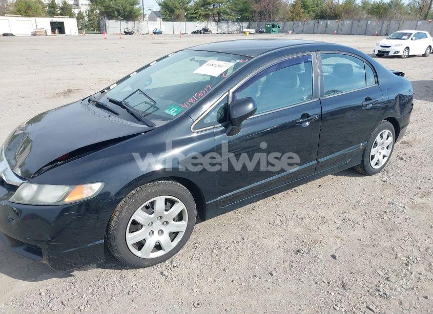 Photo 2 of 2010 Honda Civic LX (VIN 2HGFA1F54AH304480)