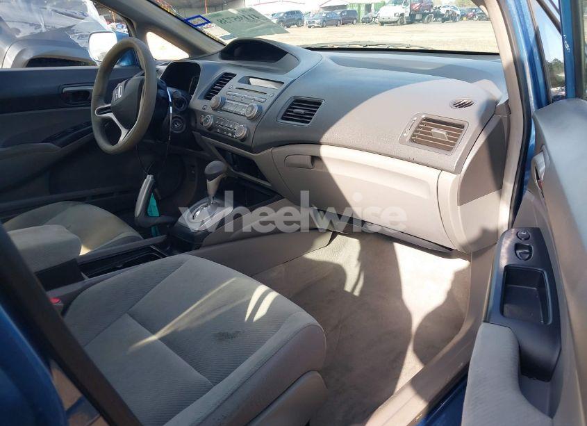 Photo 5 of 2010 Honda Civic LX (VIN 2HGFA1F54AH317892)