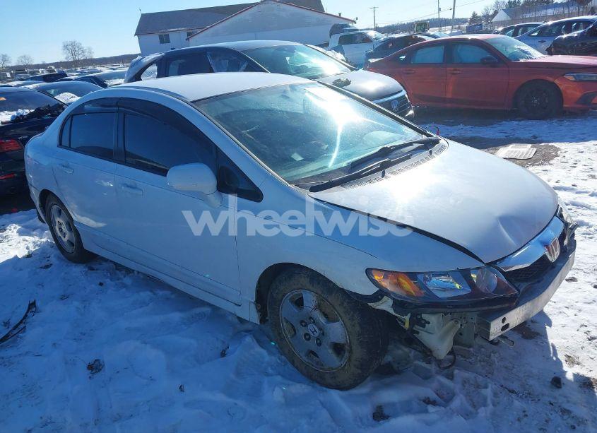 2010 Honda Civic LX (VIN 2HGFA1F54AH533046) main photo