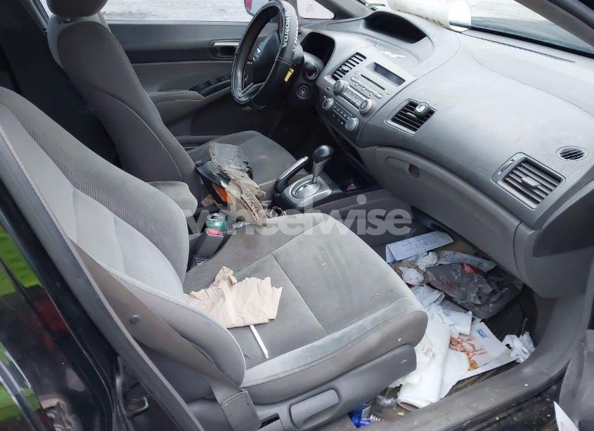 Photo 5 of 2010 Honda Civic LX (VIN 2HGFA1F54AH572302)