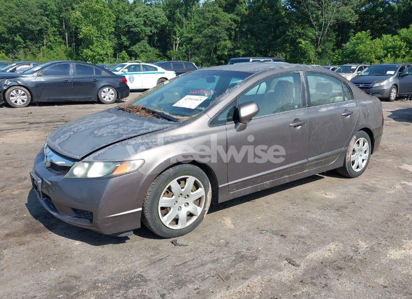 Photo 2 of 2010 Honda Civic LX (VIN 2HGFA1F54AH576172)