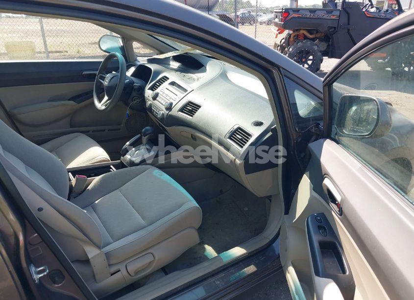 Photo 5 of 2010 Honda Civic LX (VIN 2HGFA1F54AH576172)