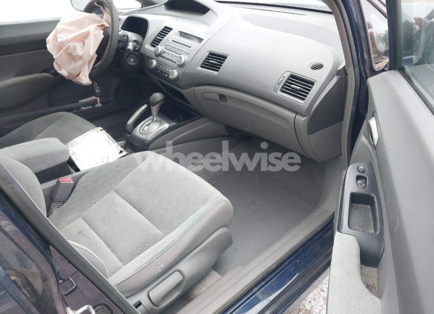 Photo 5 of 2010 Honda Civic LX (VIN 2HGFA1F54AH587236)