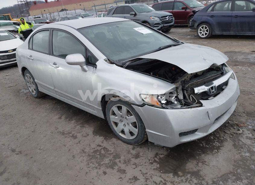 2011 Honda Civic LX (VIN 2HGFA1F54BH506463) main photo