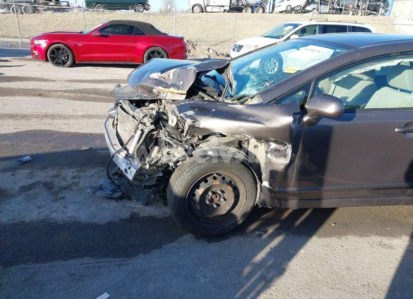 Photo 18 of 2011 Honda Civic LX (VIN 2HGFA1F54BH511498)