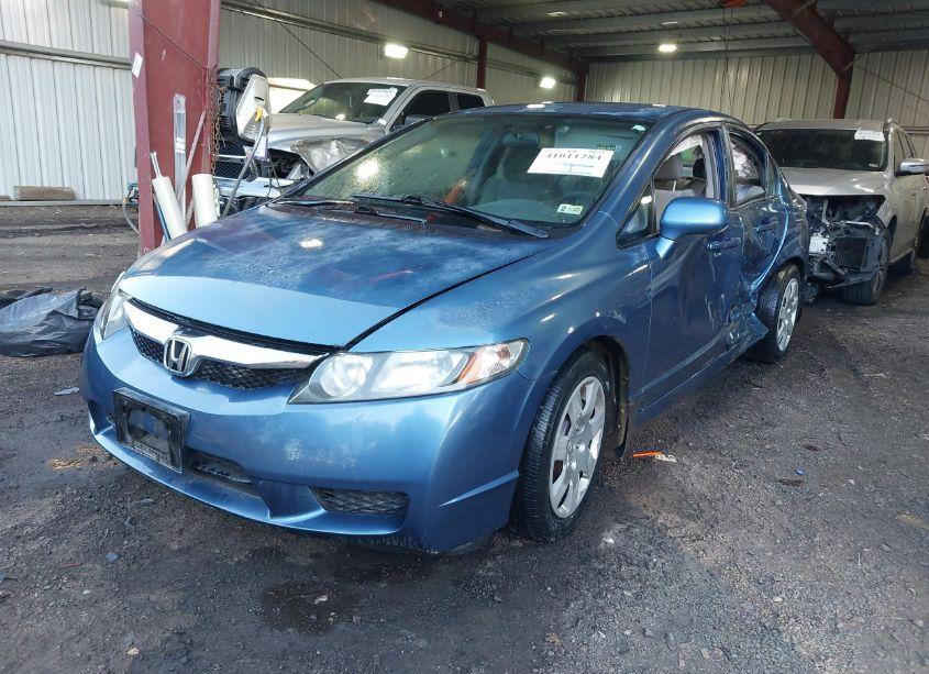 Photo 2 of 2011 Honda Civic LX (VIN 2HGFA1F54BH516295)