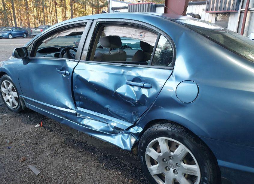 Photo 6 of 2011 Honda Civic LX (VIN 2HGFA1F54BH516295)