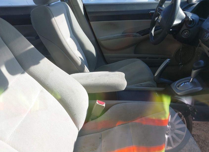 Photo 5 of 2011 Honda Civic LX (VIN 2HGFA1F54BH517091)