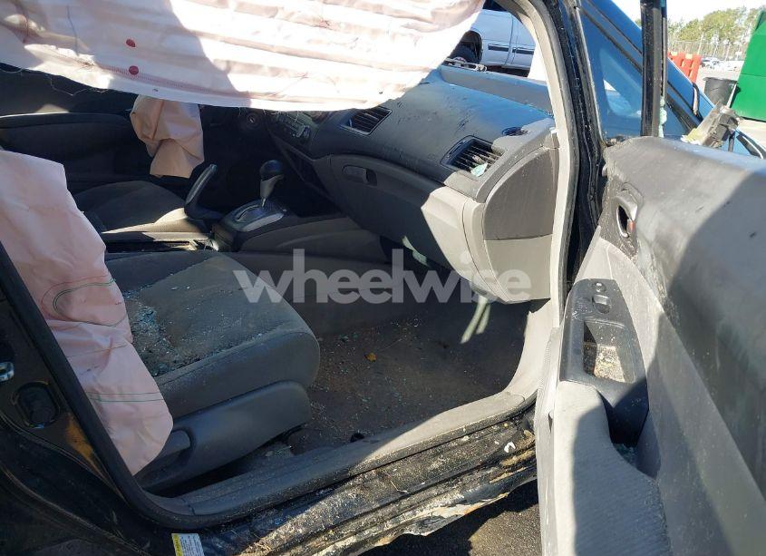 Photo 5 of 2011 Honda Civic LX (VIN 2HGFA1F54BH517463)