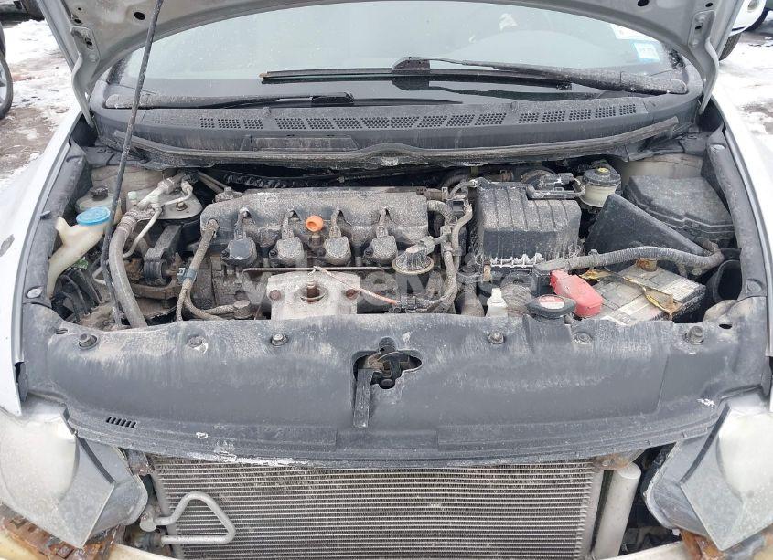 Photo 10 of 2011 Honda Civic LX (VIN 2HGFA1F54BH520203)