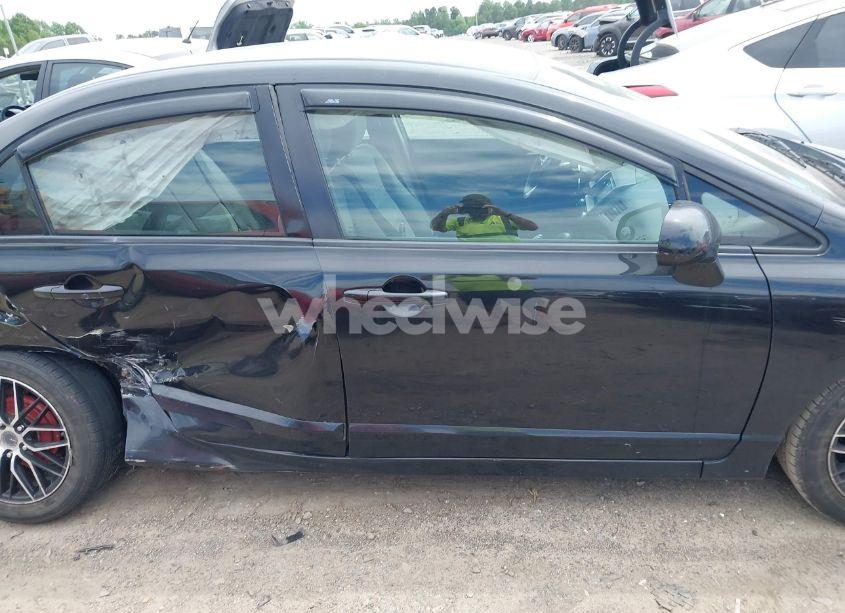 Photo 13 of 2011 Honda Civic LX (VIN 2HGFA1F54BH526289)