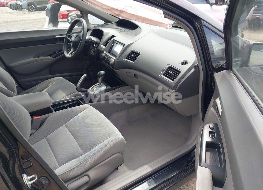 Photo 5 of 2011 Honda Civic LX (VIN 2HGFA1F54BH526289)