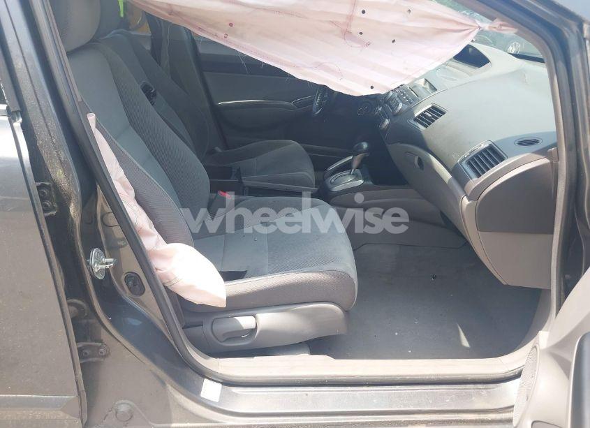 Photo 5 of 2011 Honda Civic LX (VIN 2HGFA1F54BH527958)