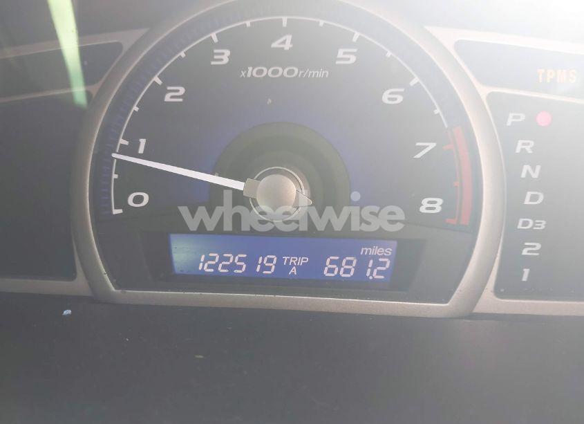 Photo 7 of 2011 Honda Civic LX (VIN 2HGFA1F54BH528852)