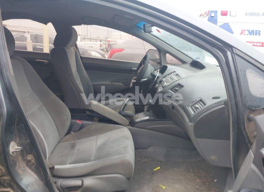 Photo 5 of 2010 Honda Civic LX (VIN 2HGFA1F55AH304620)