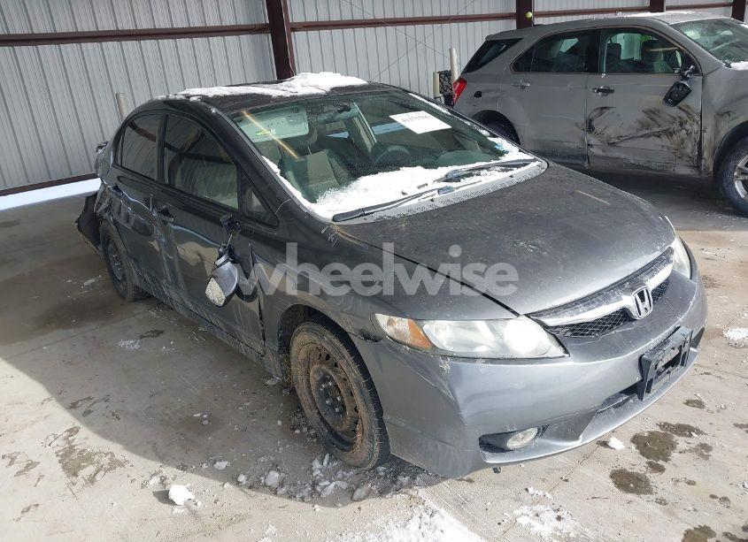 2010 Honda Civic LX (VIN 2HGFA1F55AH316475) main photo