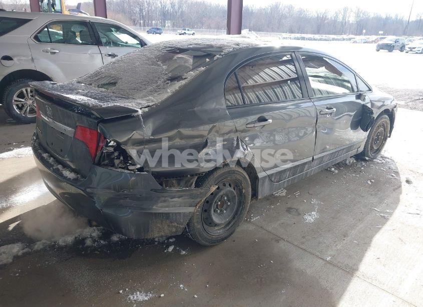 Photo 4 of 2010 Honda Civic LX (VIN 2HGFA1F55AH316475)