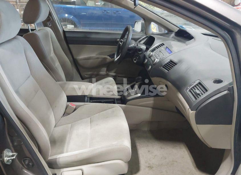 Photo 5 of 2010 Honda Civic LX (VIN 2HGFA1F55AH506356)