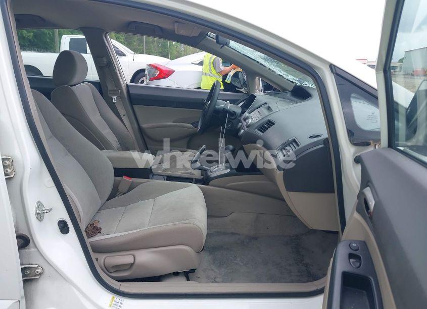 Photo 5 of 2010 Honda Civic LX (VIN 2HGFA1F55AH522931)