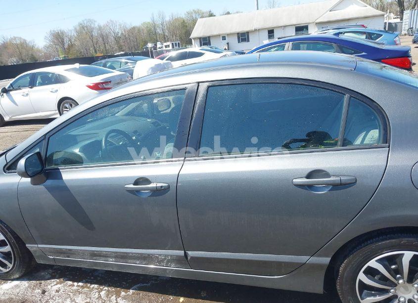 Photo 14 of 2010 Honda Civic LX (VIN 2HGFA1F55AH524856)