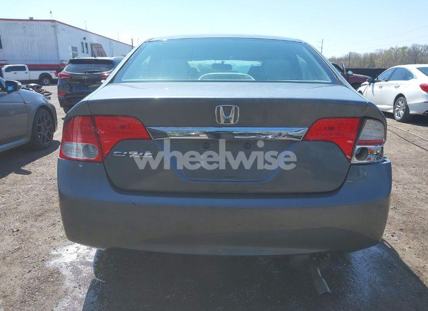 Photo 16 of 2010 Honda Civic LX (VIN 2HGFA1F55AH524856)