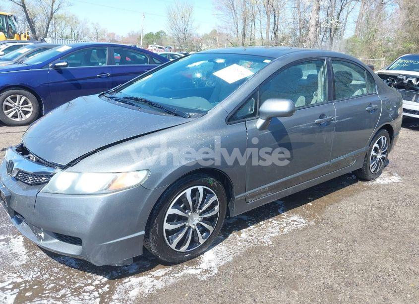 Photo 2 of 2010 Honda Civic LX (VIN 2HGFA1F55AH524856)