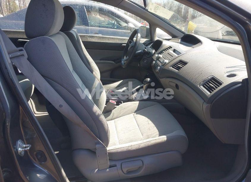 Photo 5 of 2010 Honda Civic LX (VIN 2HGFA1F55AH524856)