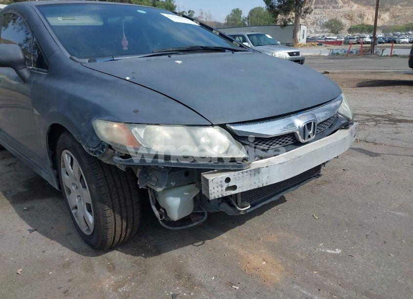 Photo 6 of 2010 Honda Civic LX (VIN 2HGFA1F55AH539292)