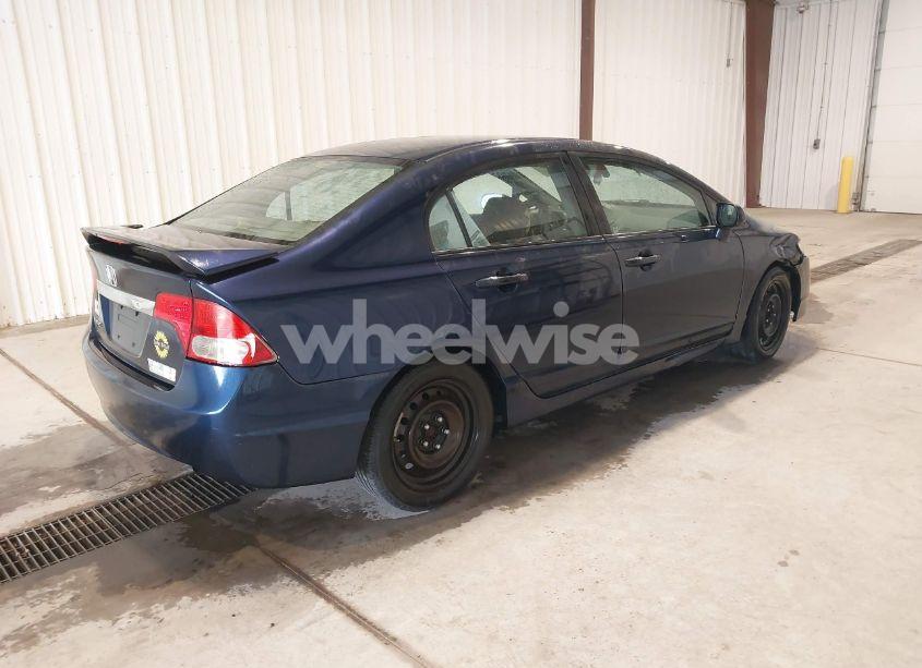 Photo 4 of 2010 Honda Civic LX (VIN 2HGFA1F55AH551636)