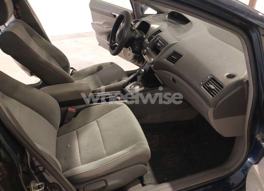 Photo 5 of 2010 Honda Civic LX (VIN 2HGFA1F55AH551636)