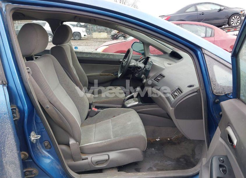 Photo 5 of 2010 Honda Civic LX (VIN 2HGFA1F55AH560577)