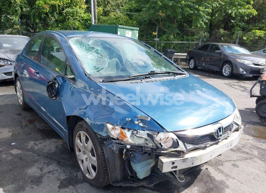 2010 Honda Civic LX (VIN 2HGFA1F55AH563754) main photo