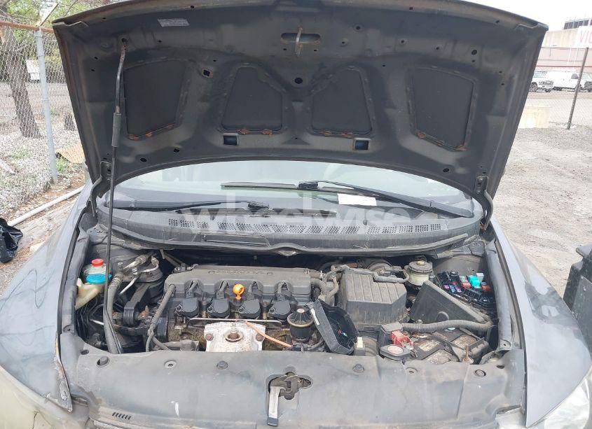 Photo 10 of 2010 Honda Civic LX (VIN 2HGFA1F55AH579324)