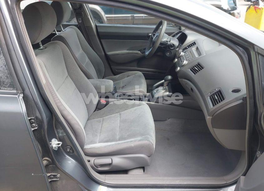 Photo 5 of 2011 Honda Civic LX (VIN 2HGFA1F55BH301606)