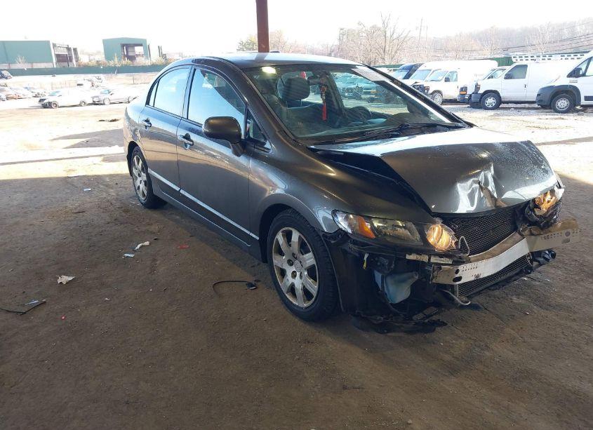 2011 Honda Civic LX (VIN 2HGFA1F55BH305025) main photo