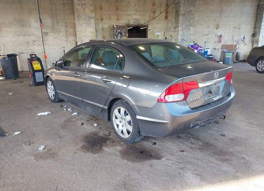 Photo 3 of 2011 Honda Civic LX (VIN 2HGFA1F55BH305025)