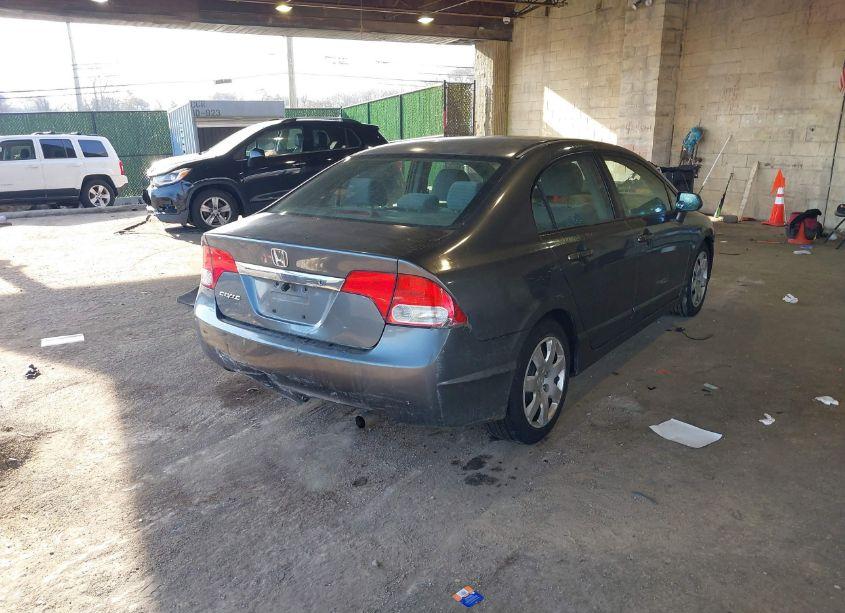 Photo 4 of 2011 Honda Civic LX (VIN 2HGFA1F55BH305025)