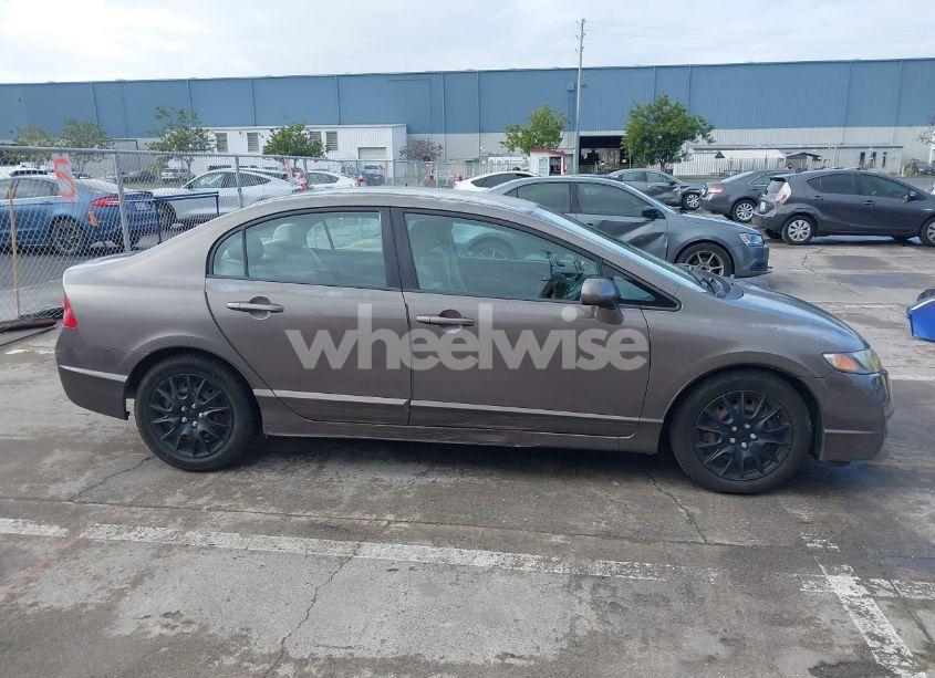 Photo 13 of 2011 Honda Civic LX (VIN 2HGFA1F55BH519822)