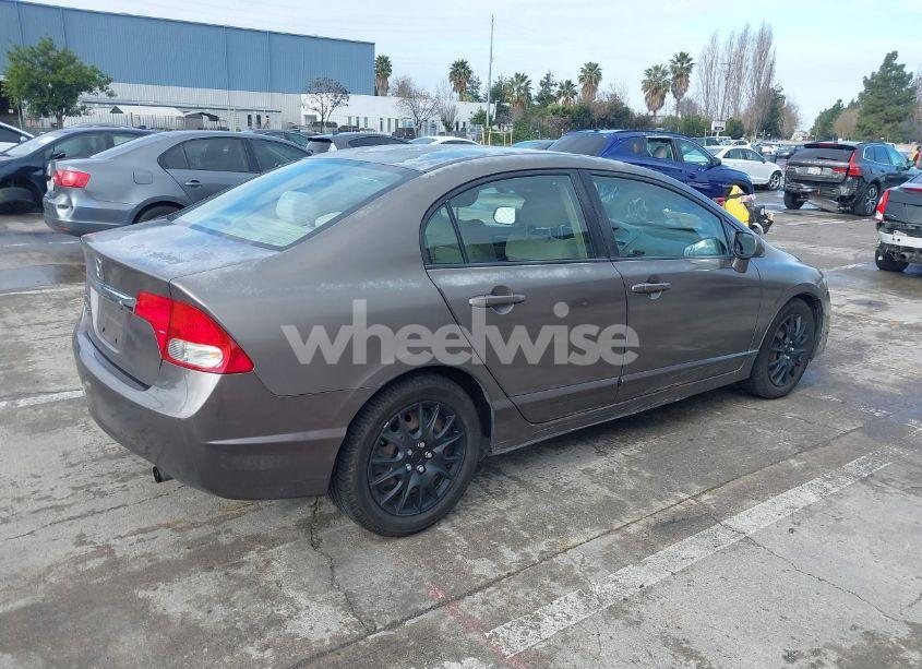 Photo 4 of 2011 Honda Civic LX (VIN 2HGFA1F55BH519822)