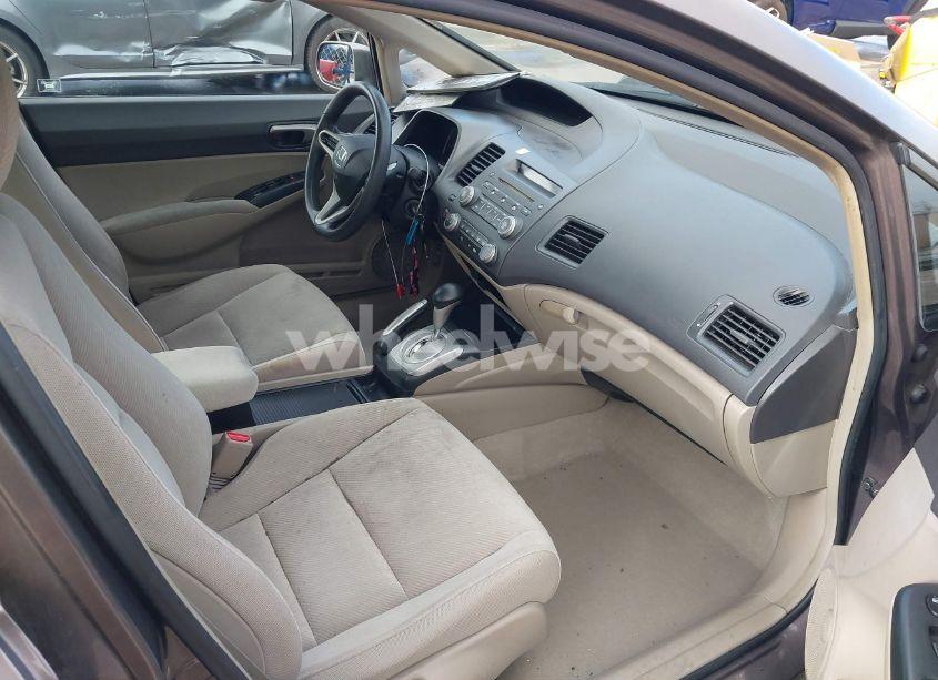 Photo 5 of 2011 Honda Civic LX (VIN 2HGFA1F55BH519822)