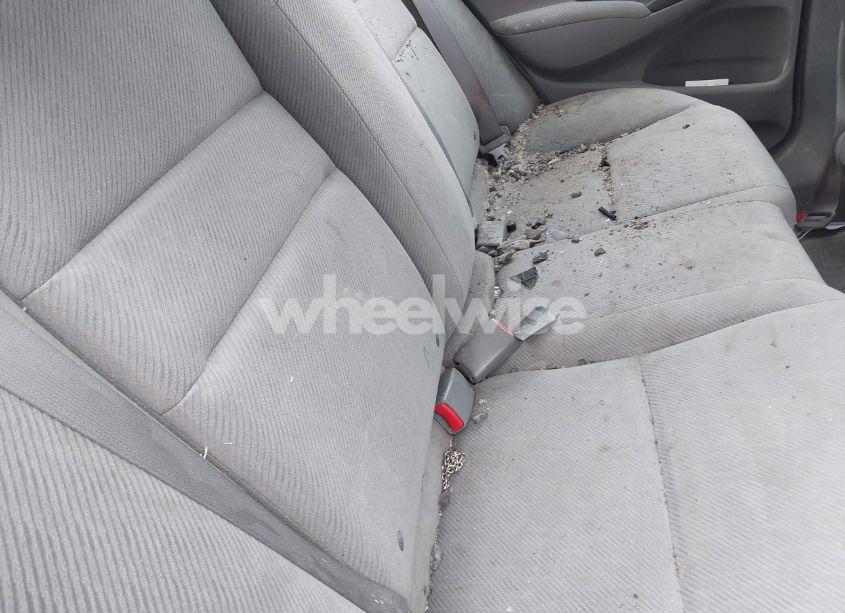 Photo 8 of 2011 Honda Civic LX (VIN 2HGFA1F55BH550150)