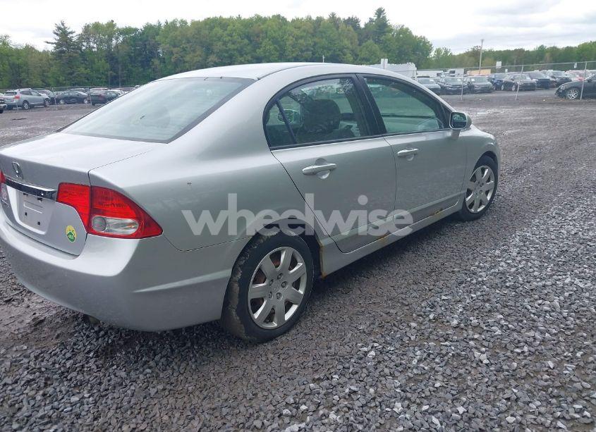 Photo 4 of 2010 Honda Civic LX (VIN 2HGFA1F56AH329011)