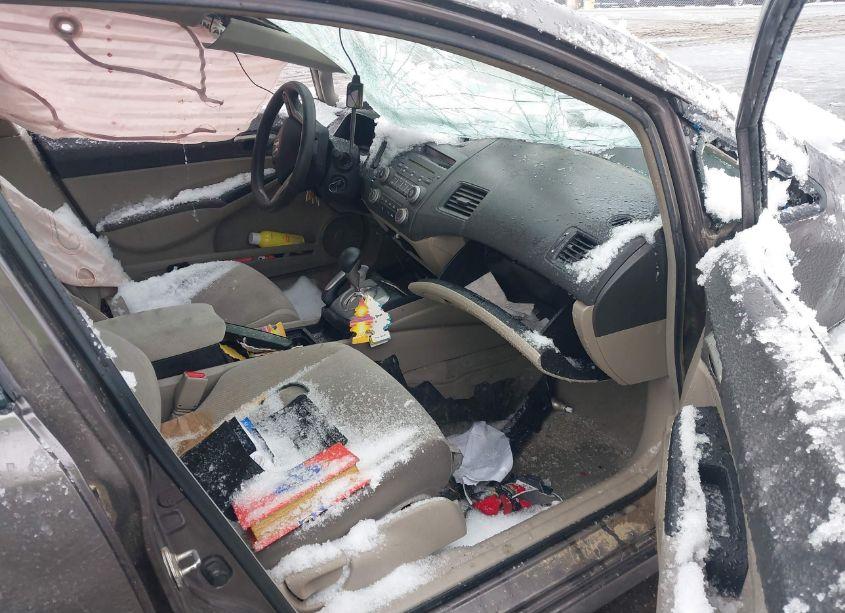 Photo 5 of 2010 Honda Civic LX (VIN 2HGFA1F56AH526681)