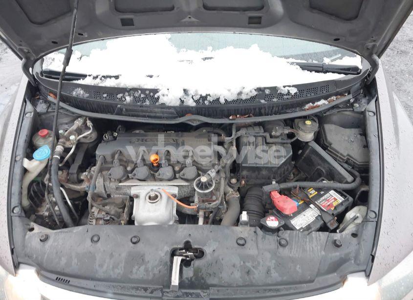 Photo 10 of 2010 Honda Civic LX (VIN 2HGFA1F56AH537177)