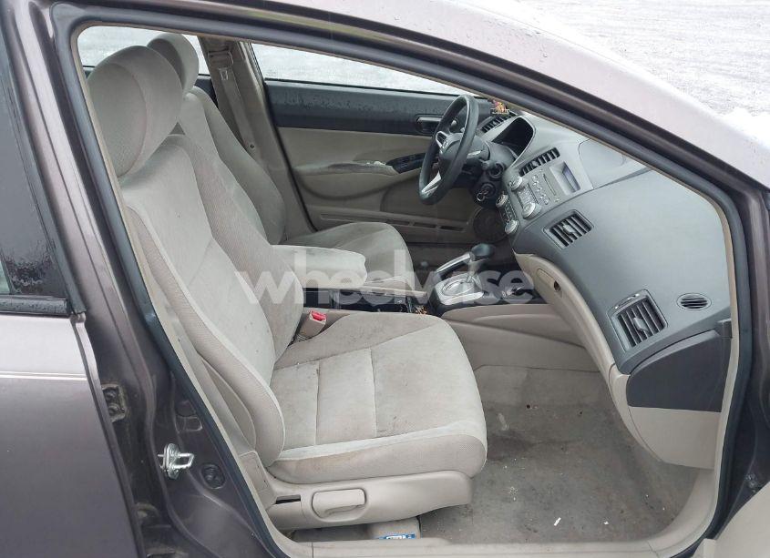 Photo 5 of 2010 Honda Civic LX (VIN 2HGFA1F56AH537177)